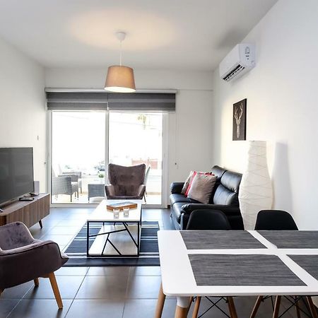 Book Me Now Central Flat Apartment Larnaca Luaran gambar